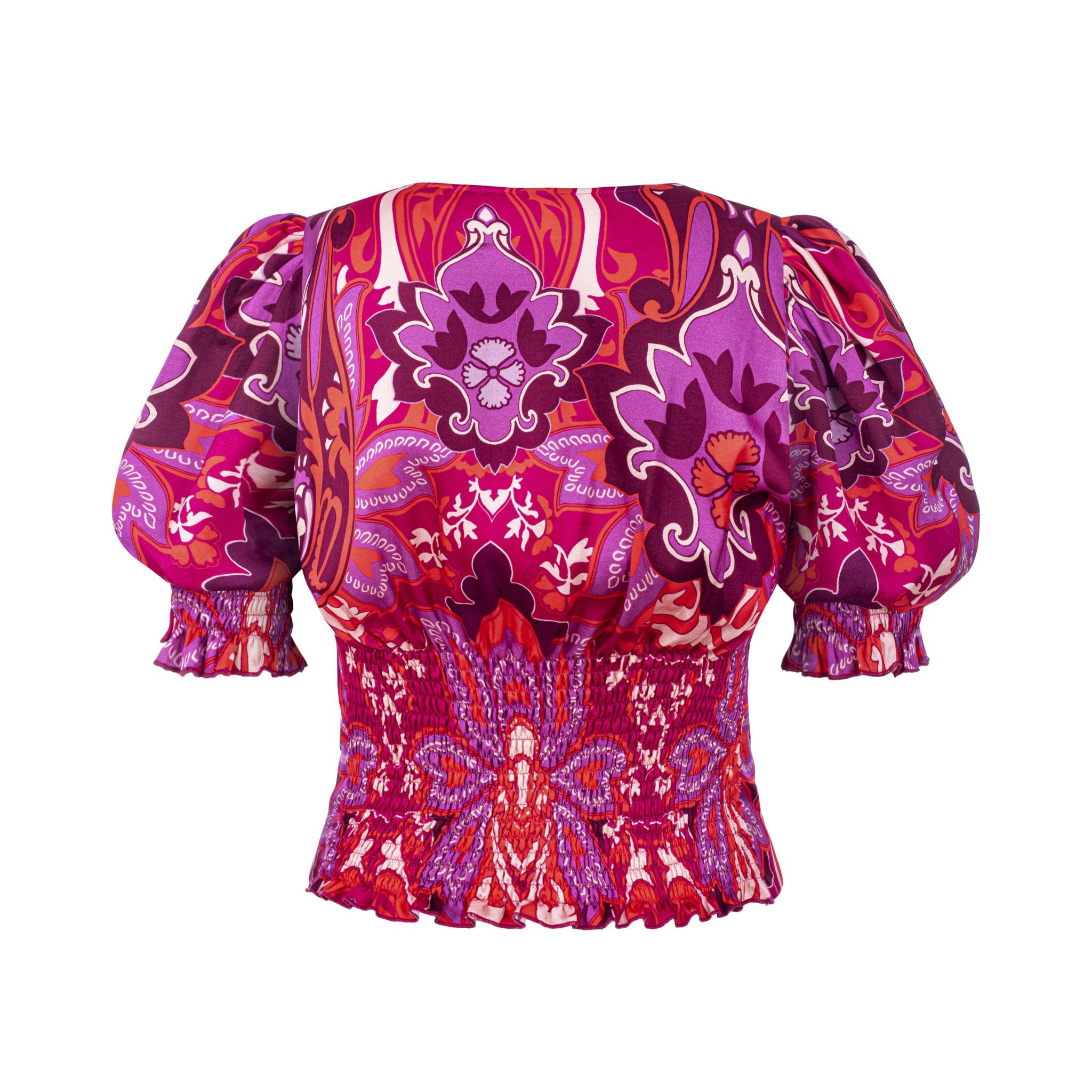 Aleksandra Markowska i letni krótki top z kolekcji premium boho – kobiecy print, elastyczny tył, swobodny krój.