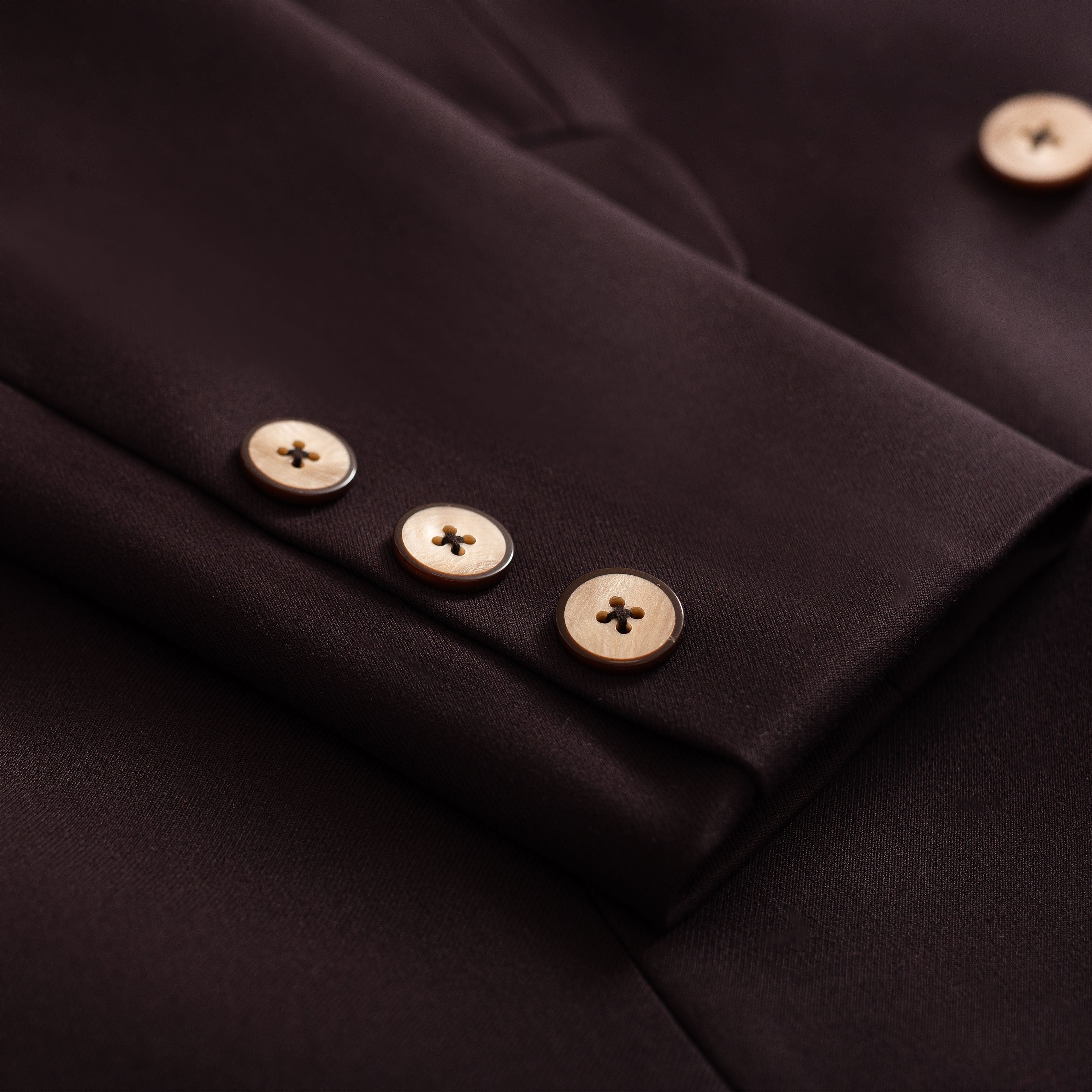 Klasyczna Marynarka dwurzędowa Cioccolato